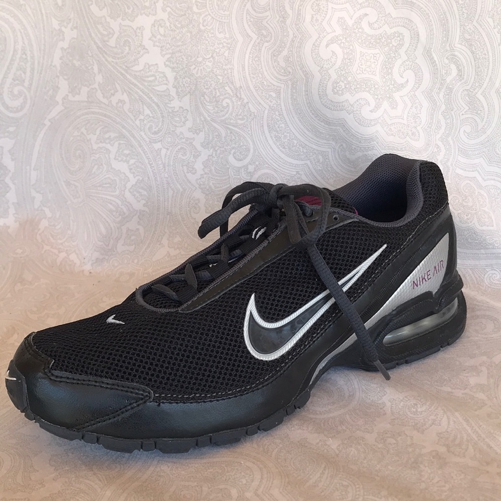 Nike Air Torch 3 black running shoes in great shape 9.5 black